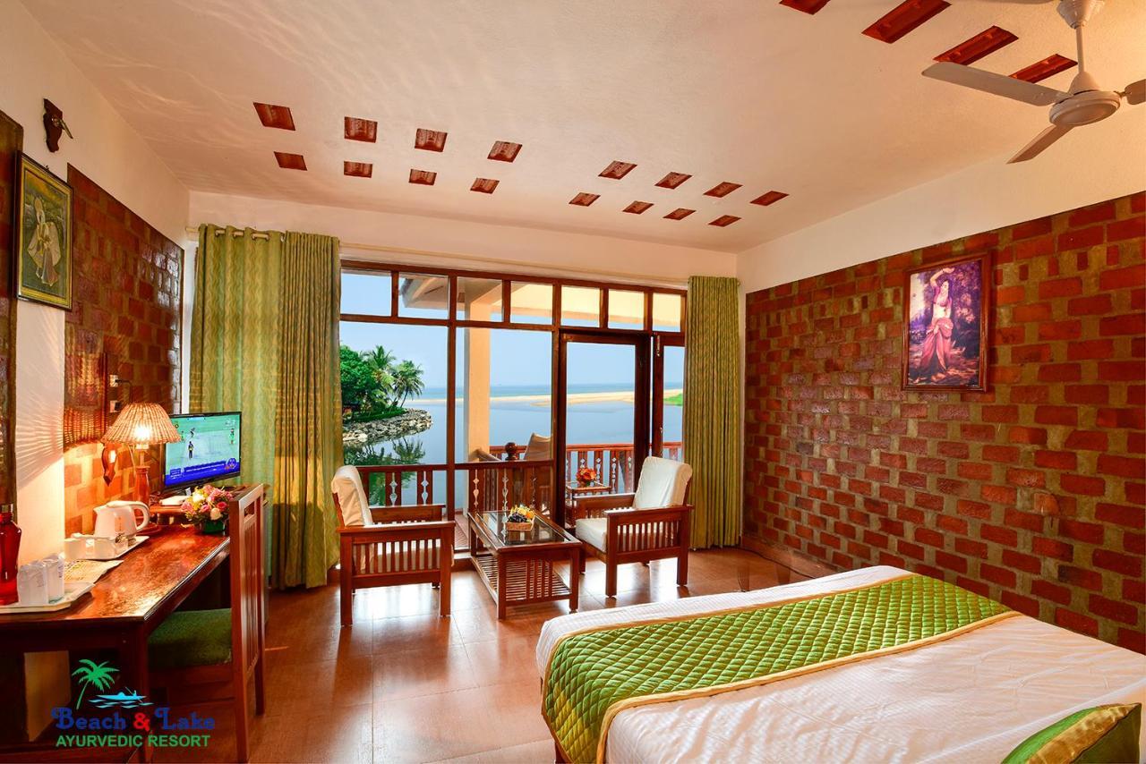 Beach And Lake Ayurvedic Resort, Kovalam Buitenkant foto