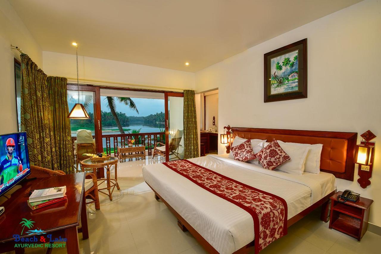 Beach And Lake Ayurvedic Resort, Kovalam Buitenkant foto