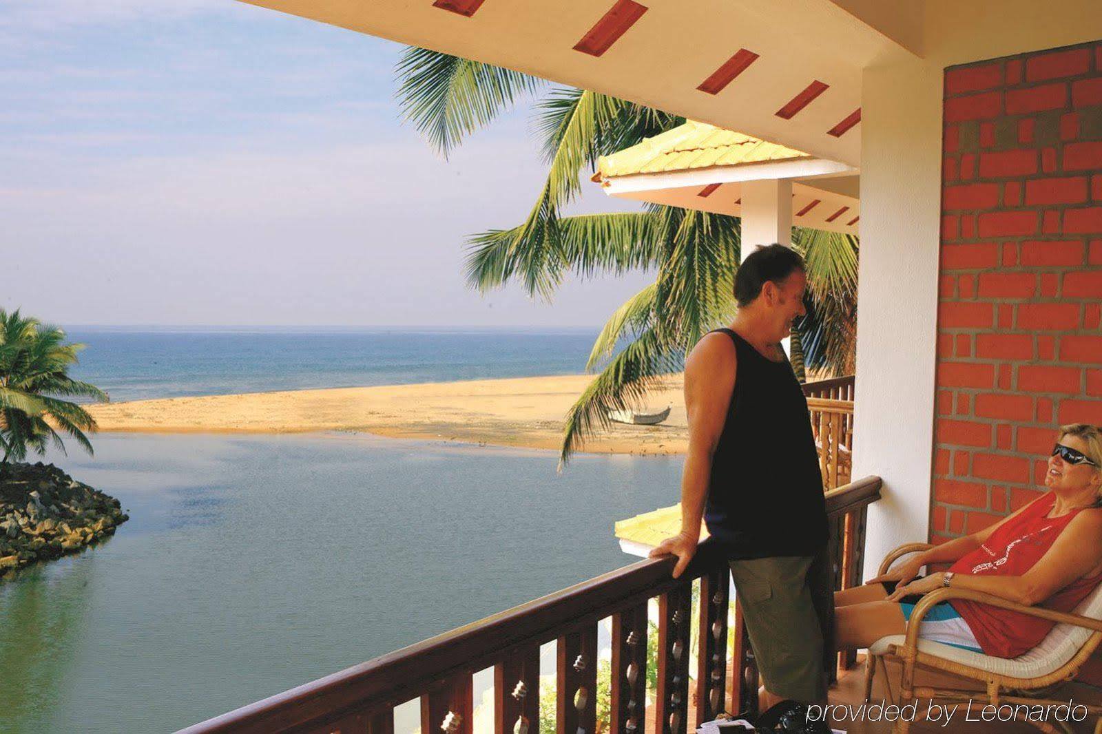 Beach And Lake Ayurvedic Resort, Kovalam Buitenkant foto