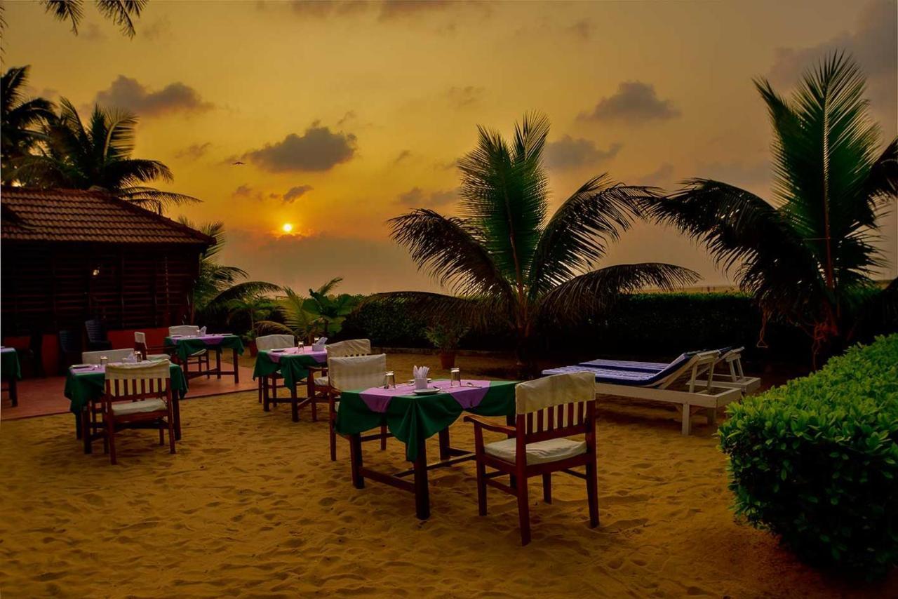 Beach And Lake Ayurvedic Resort, Kovalam Buitenkant foto