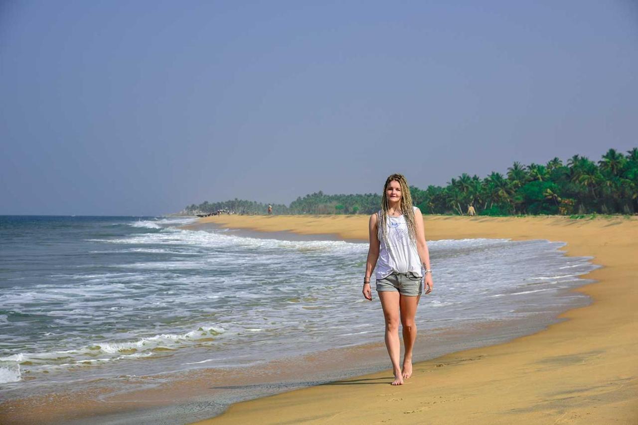 Beach And Lake Ayurvedic Resort, Kovalam Buitenkant foto
